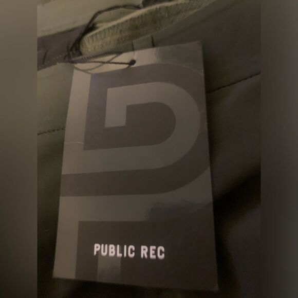 Public Rec NEW Men's Workday Short size 42 - Picture 4 of 5